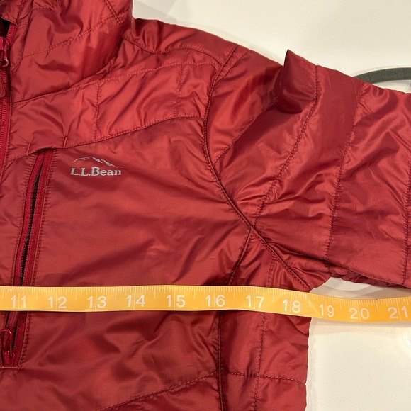 L.L. Bean Women Primaloft Packaway Jacket Size S Petite Hooded Red Full Zip EUC - Picture 4 of 8